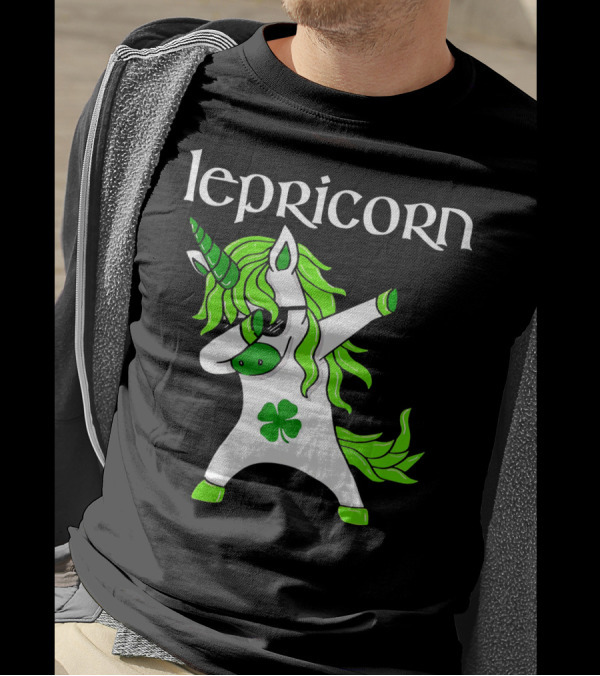 Dabbing Leprechaun Unicorn Lepricorn Funny St. Patricks T-Shirt