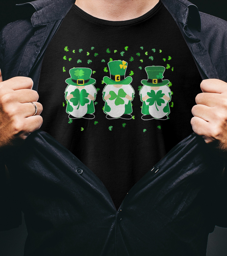 Irish Gnome Leprechaun Tomte With Shamrocks And Green Top Hats T-Shirt