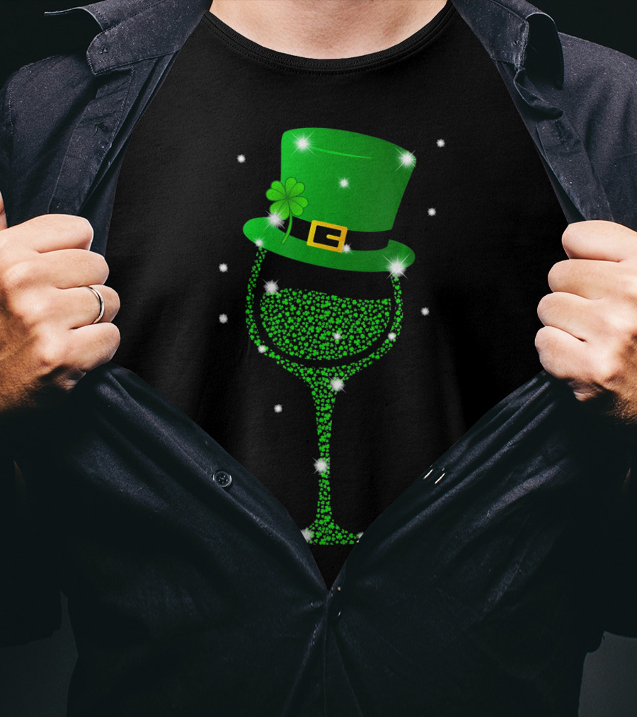 Shamrock Wine Glass St. Patrick's Day Top Hat Sparkle T-Shirt