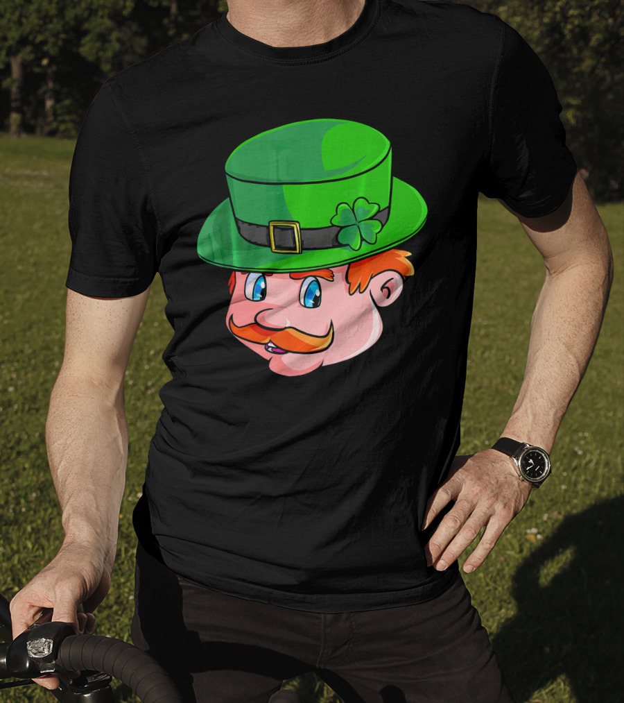 Leprechaun Face With Green Hat And Shamrock T-Shirt