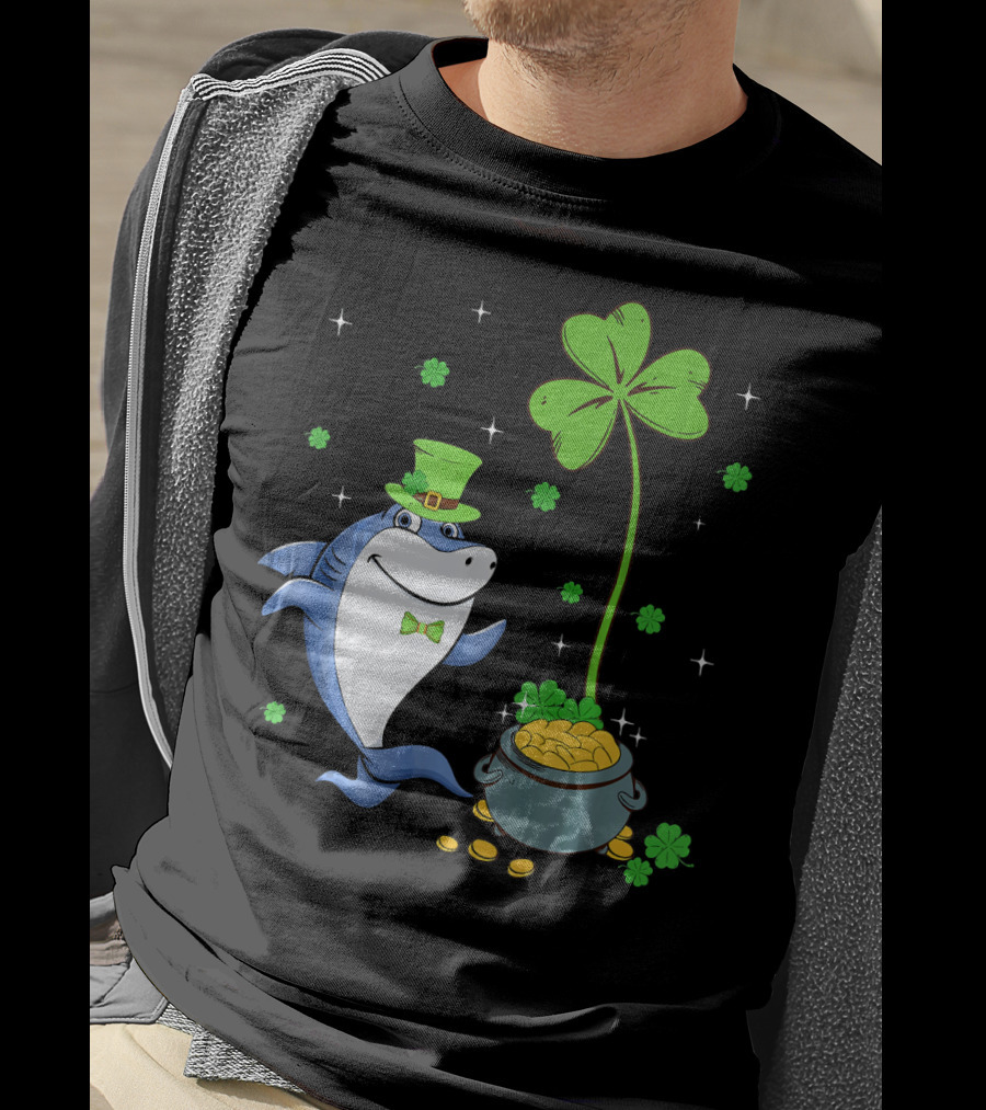 St Patricks Shamrock Leprechaun Shark With Pot Of Gold T-Shirt