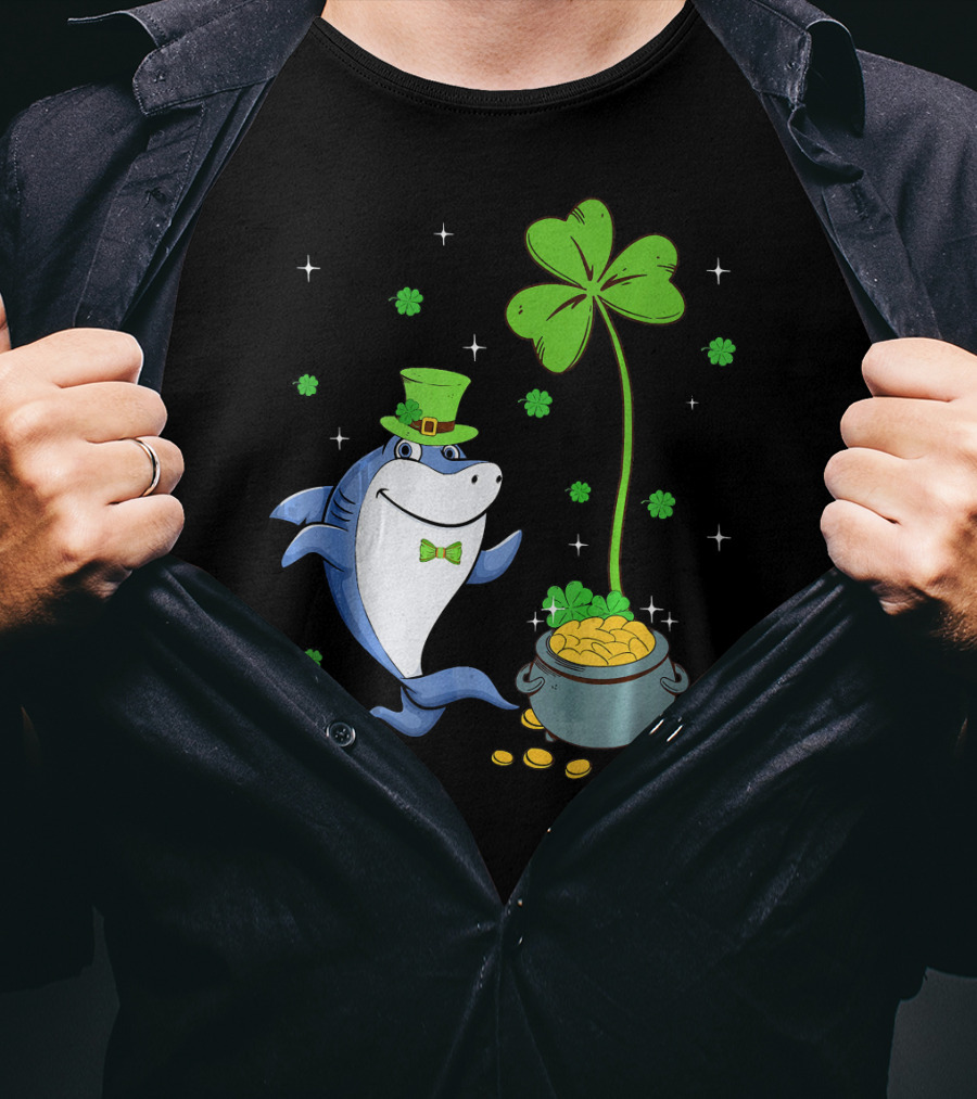 St Patricks Shamrock Leprechaun Shark With Pot Of Gold T-Shirt