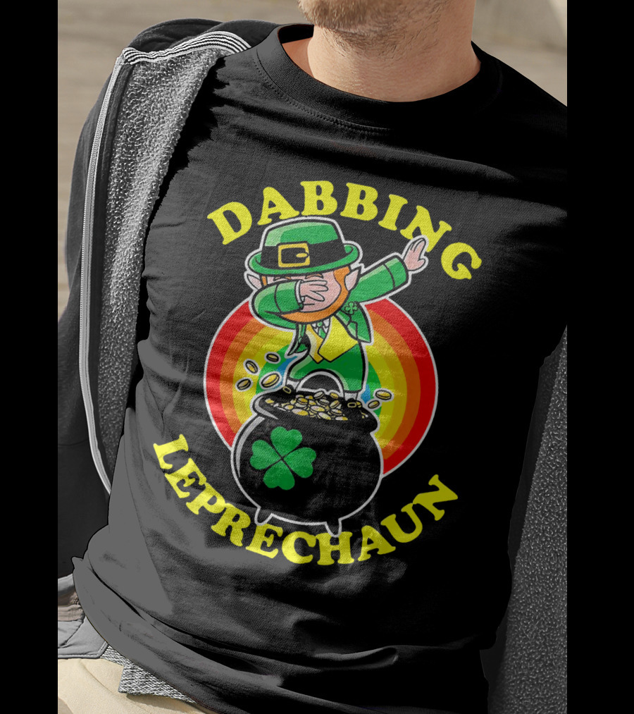 Dabbing Leprechaun Pot Of Gold Rainbow T-Shirt