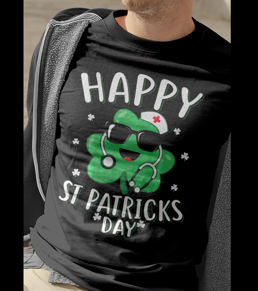 Happy St Patricks Day Nurse Shamrock With Stethoscope And Nurse Cap T-Shirt