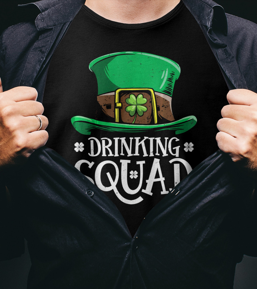 Leprechaun Drinking Squad St Pat Green Hat Clover St Patrick's Day T-Shirt