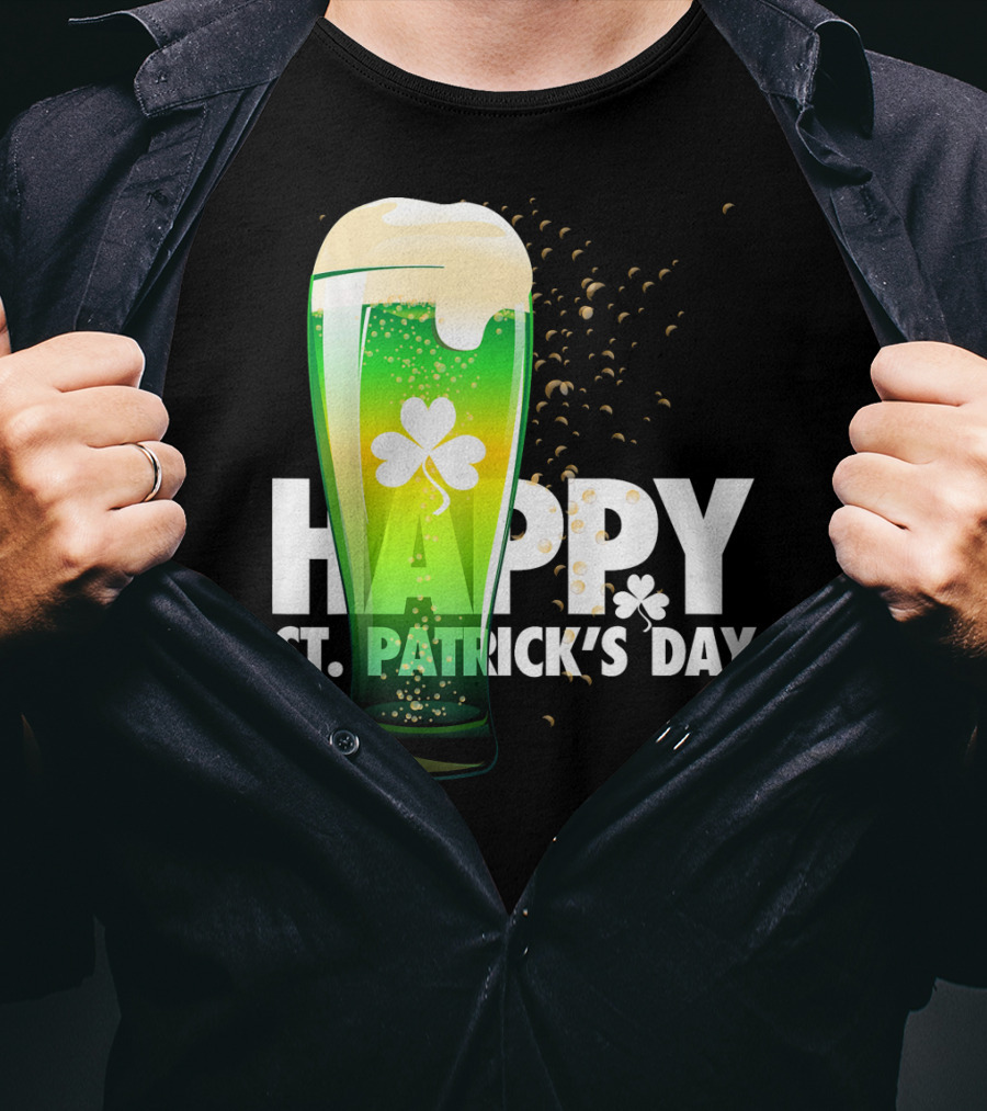 Happy St. Patrick's Day Irish Green Beer With Shamrock Bubbles T-Shirt