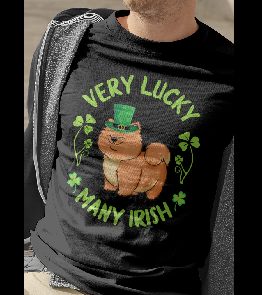 Very Lucky Many Irish Chow Chow Dog With Leprechaun Hat T-Shirt