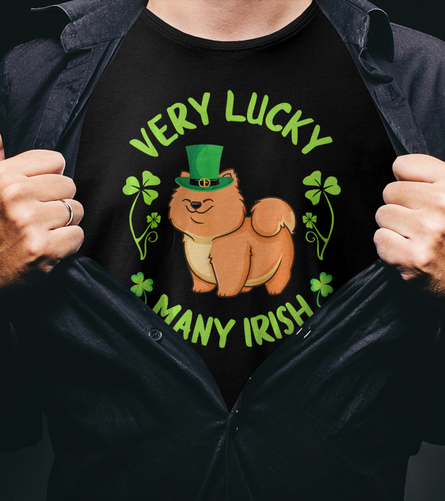 Very Lucky Many Irish Chow Chow Dog With Leprechaun Hat T-Shirt