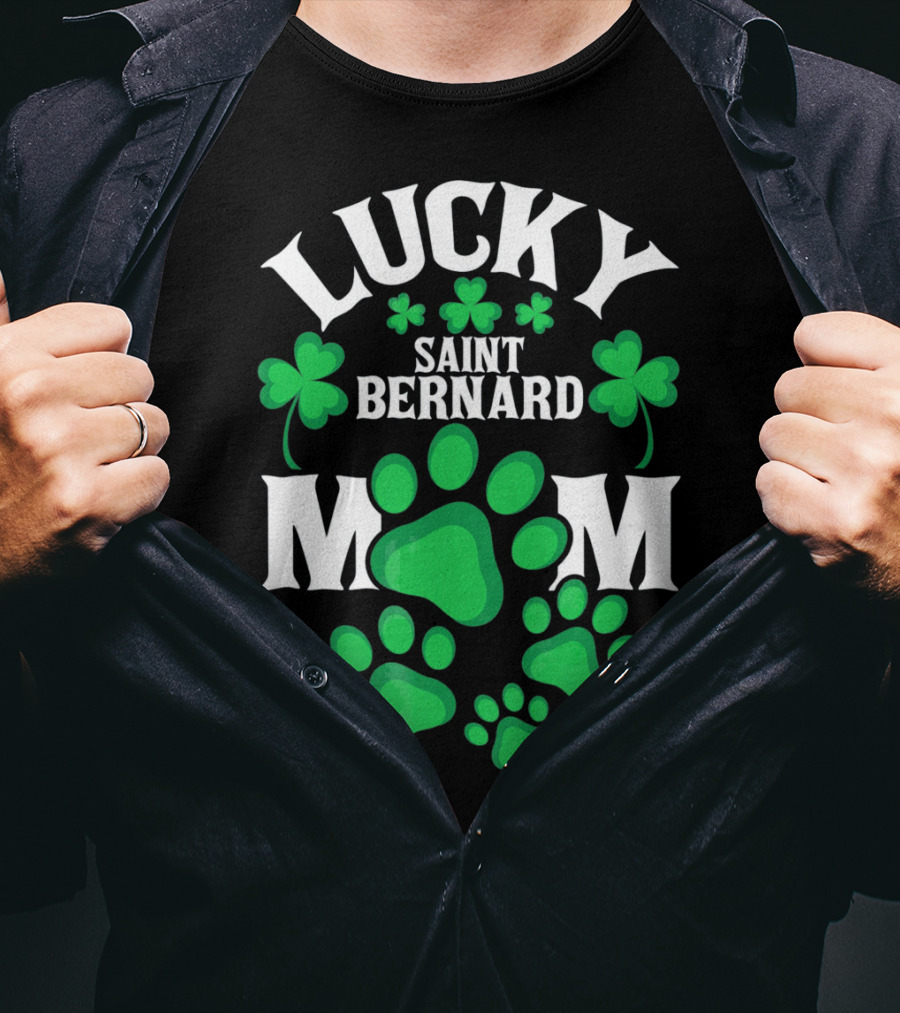 Lucky Saint Bernard Mom St. Patrick's Day T-Shirt