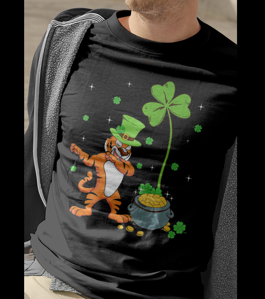 Shamrock Leprechaun Tiger St Patricks Gold Pot T-Shirt