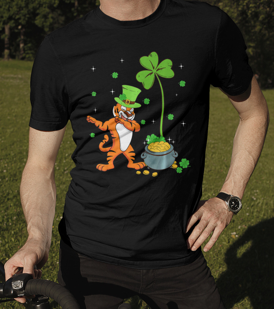 Shamrock Leprechaun Tiger St Patricks Gold Pot T-Shirt