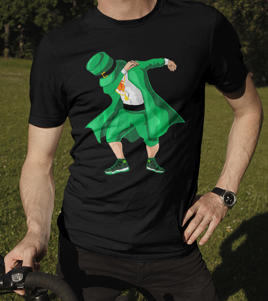 Dabbing Irish Leprechaun In Green Suit With Shamrock Shoes T-Shirt