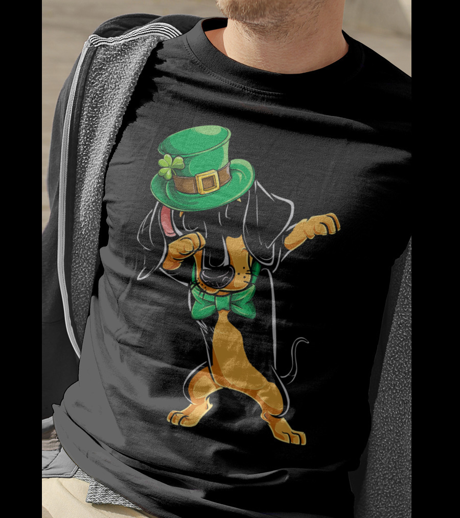 St. Patrick's Day Dabbing Dachshund With Green Hat And Bowtie T-Shirt