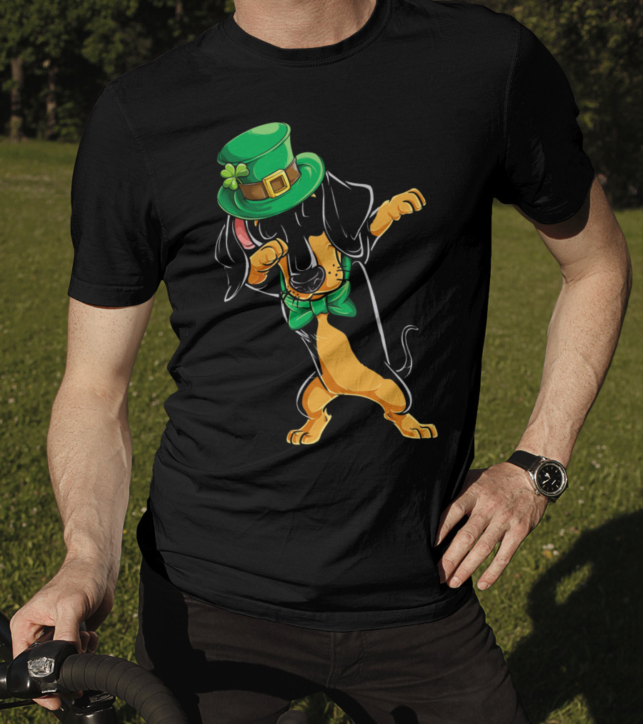 St. Patrick's Day Dabbing Dachshund With Green Hat And Bowtie T-Shirt