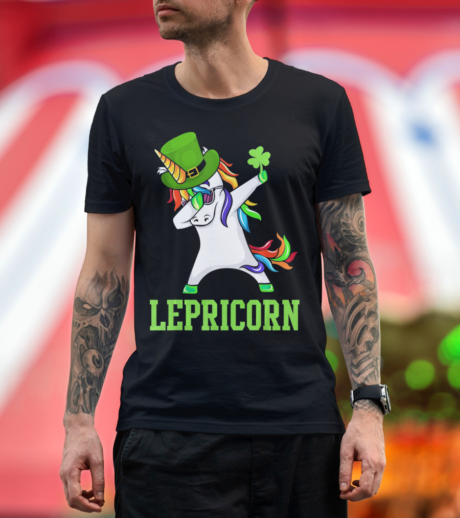 Lepricorn Lucky Irish St Patricks Day Unicorn Dabb with Shamrock Hat T-Shirt
