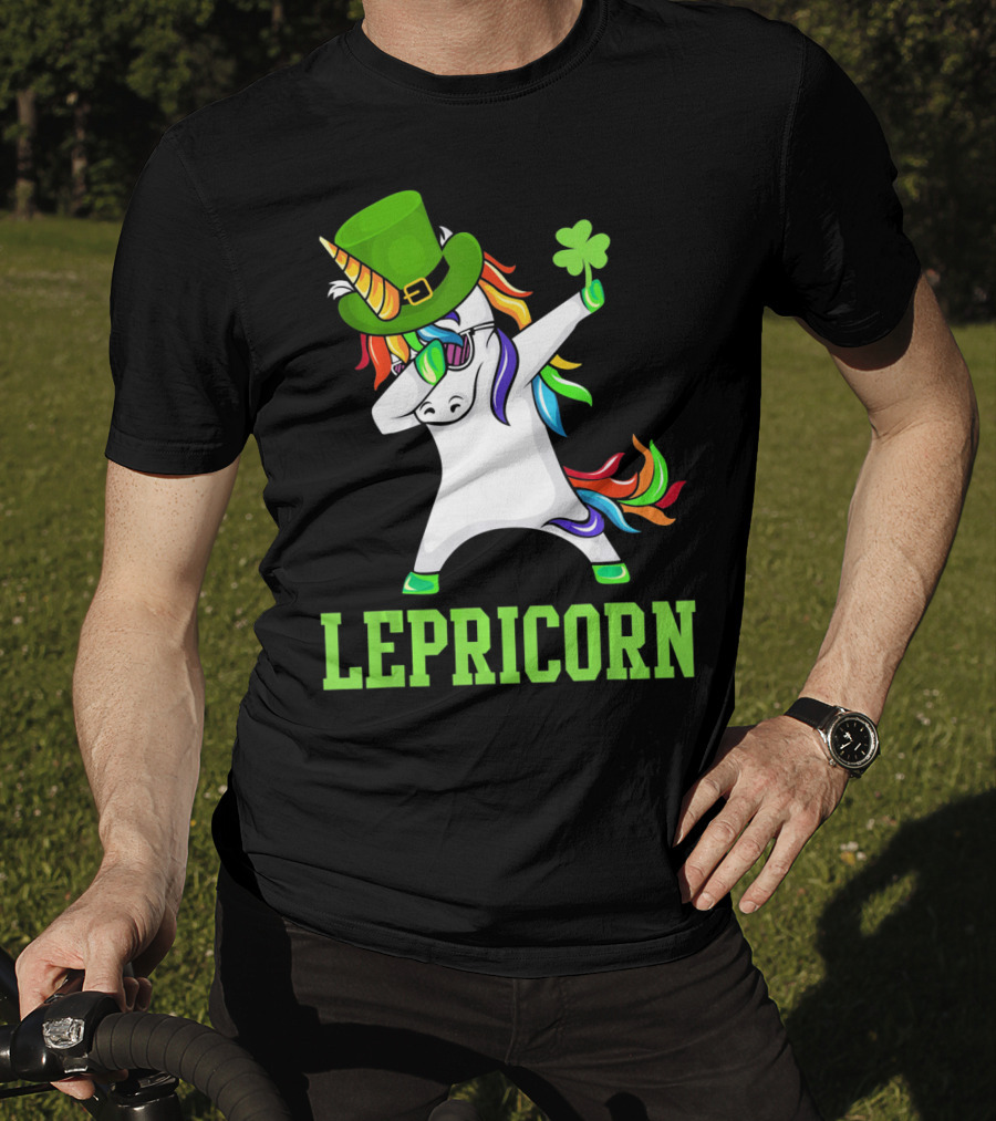Lepricorn Lucky Irish St Patricks Day Unicorn Dabb With Shamrock Hat T-Shirt
