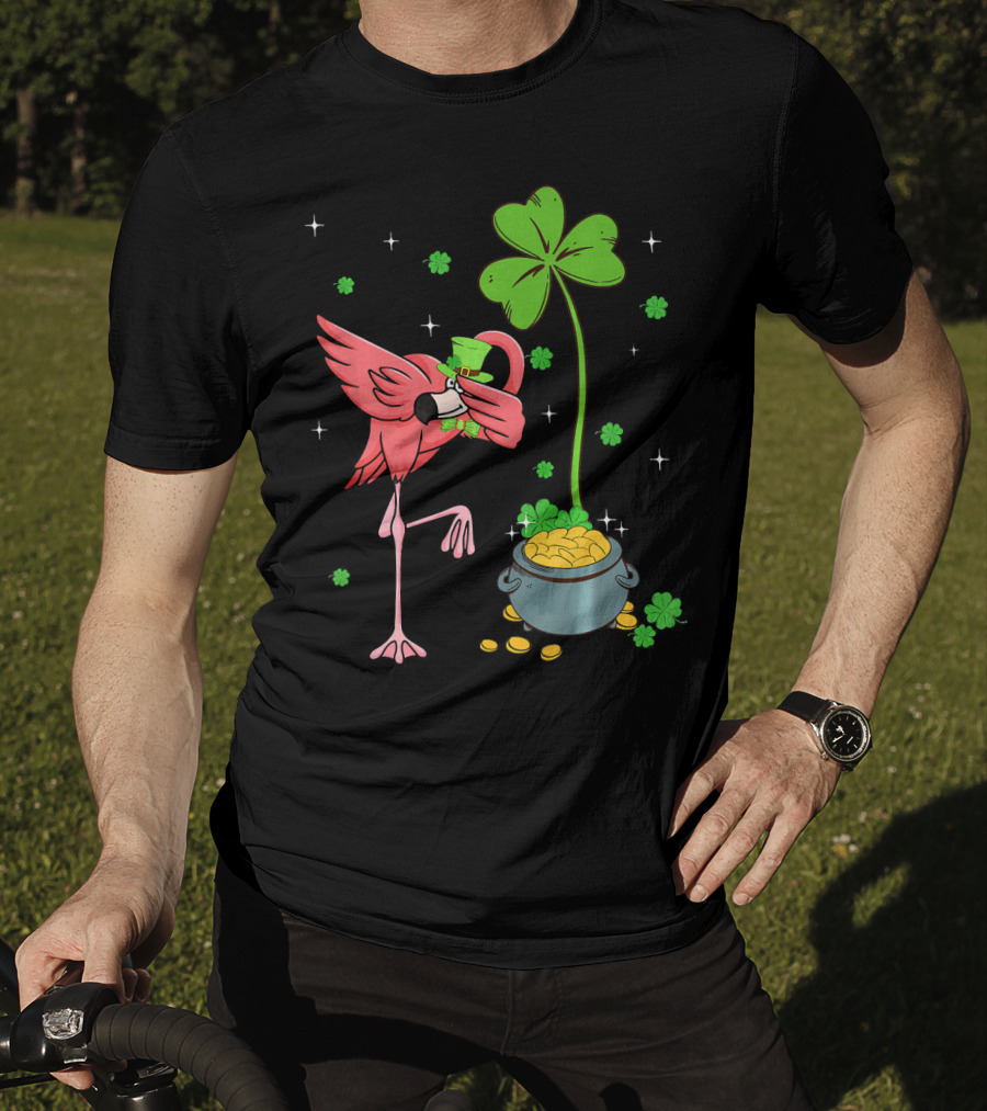 Shamrock Leprechaun Flamingo St Patricks Pot Of Gold T-Shirt