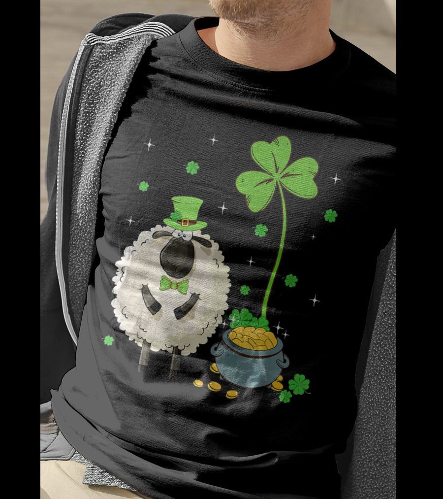 Shamrock Leprechaun Sheep With Pot Of Gold And Clover For St Patricks Day T-Shirt