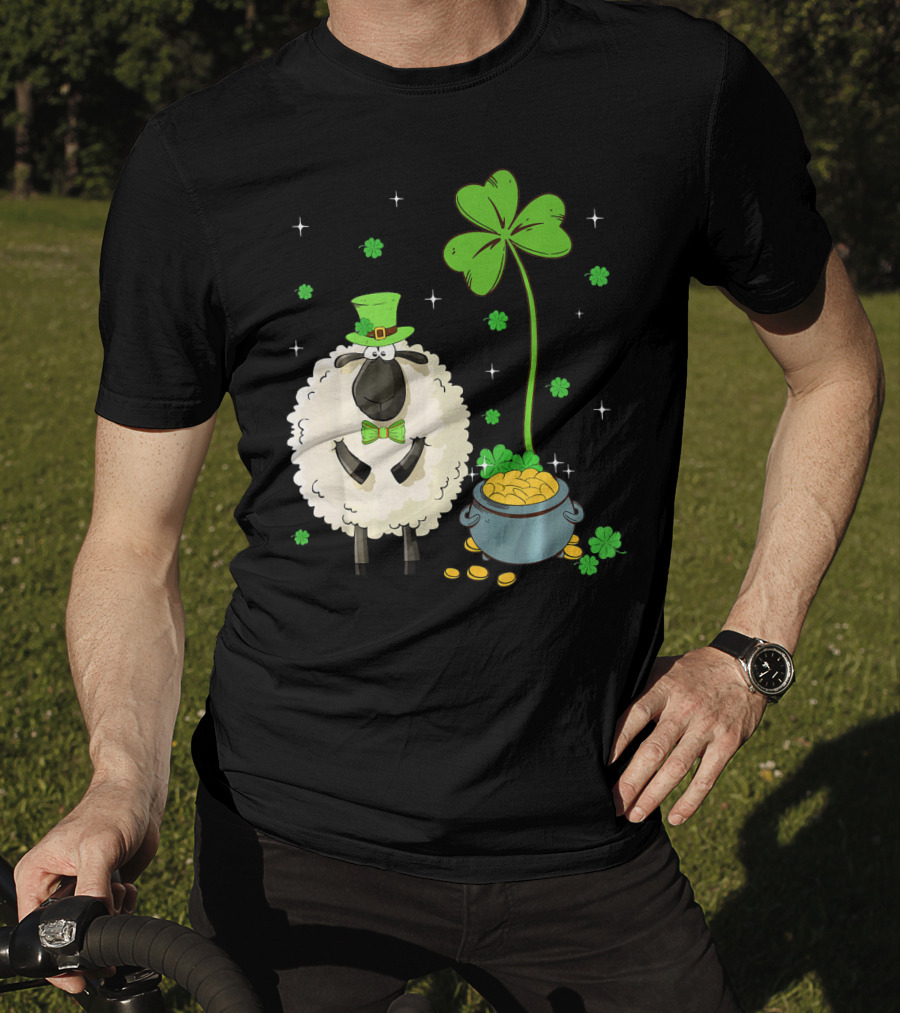 Shamrock Leprechaun Sheep With Pot Of Gold And Clover For St Patricks Day T-Shirt