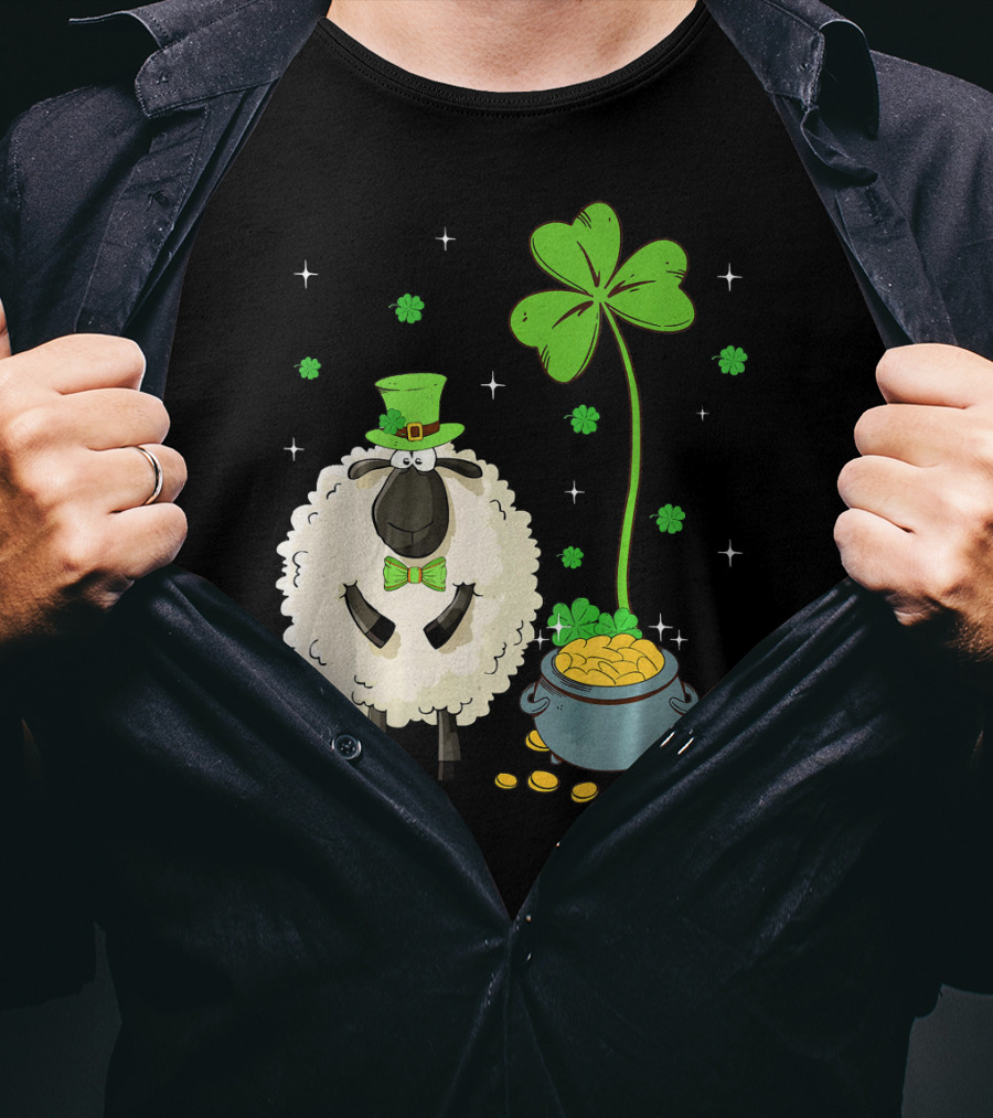 Shamrock Leprechaun Sheep With Pot Of Gold And Clover For St Patricks Day T-Shirt