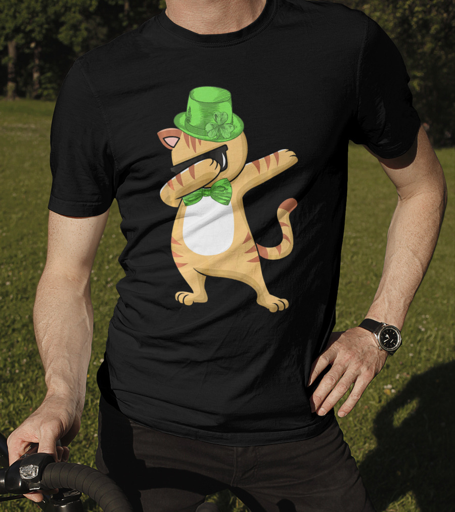 Dabbing Cat St Patricks Day Leprechaun Green Hat Clover Bow Tie T-Shirt