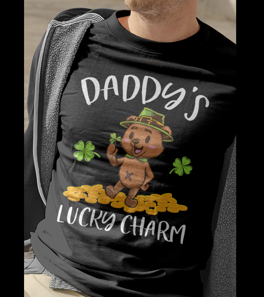 Daddy's Lucky Charm Leprechaun Bear Shamrock And Gold Coins T-Shirt
