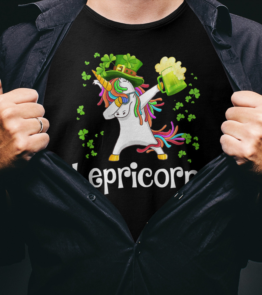Lepricorn Beer Mug Shamrocks Rainbow Unicorn St. Patrick's Day T-Shirt