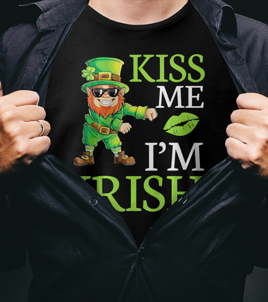 Kiss Me I'm Irish Cool Leprechaun Flossing T-Shirt