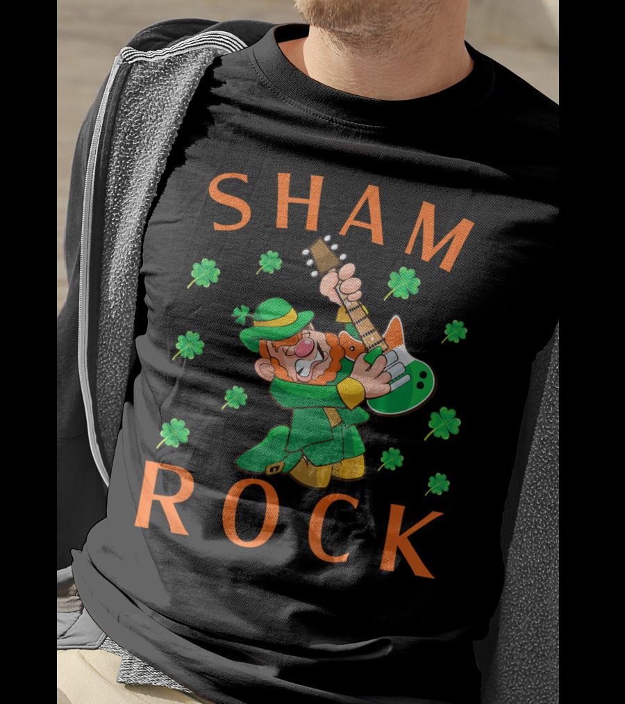 SHAMROCK Leprechaun Playing Guitar With Shamrocks T-Shirt