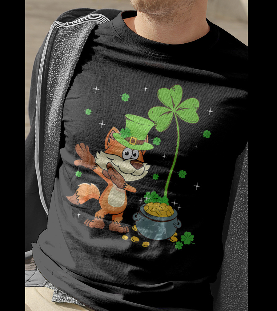 Shamrock Leprechaun Fox With Clover And Pot Of Gold T-Shirt