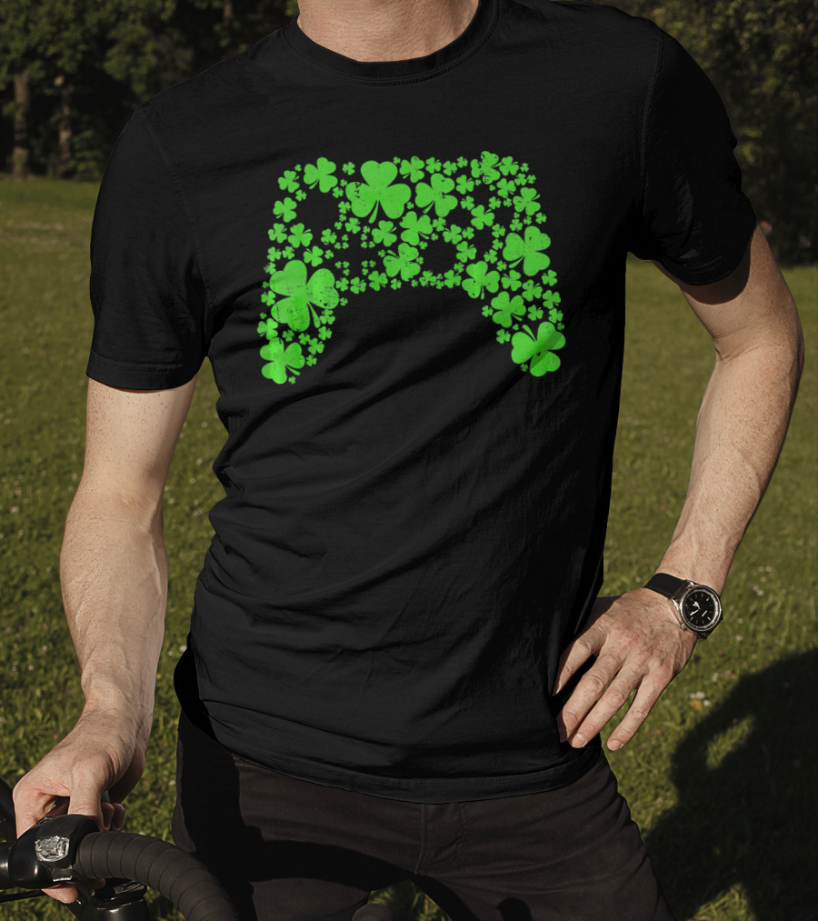 St Patricks Day Gamer Gaming Lucky Shamrock Controller T-Shirt