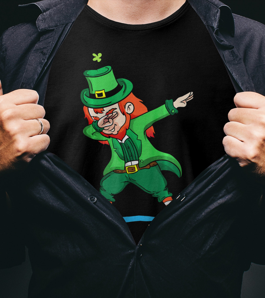 Saint Patricks Day Leprechaun Dabbing Clover Iconic Festive Green T-Shirt