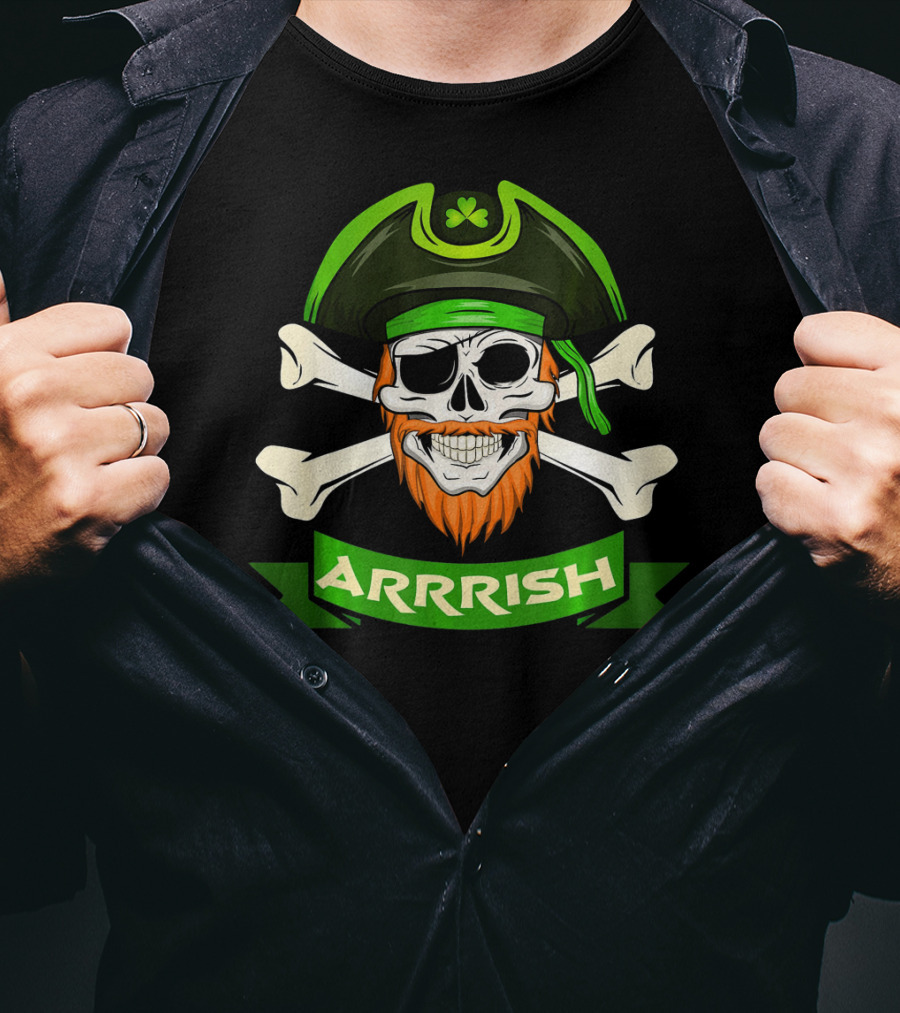 St Patricks Day Pirate Skull Arrish With Crossbones And Shamrock Hat T-Shirt