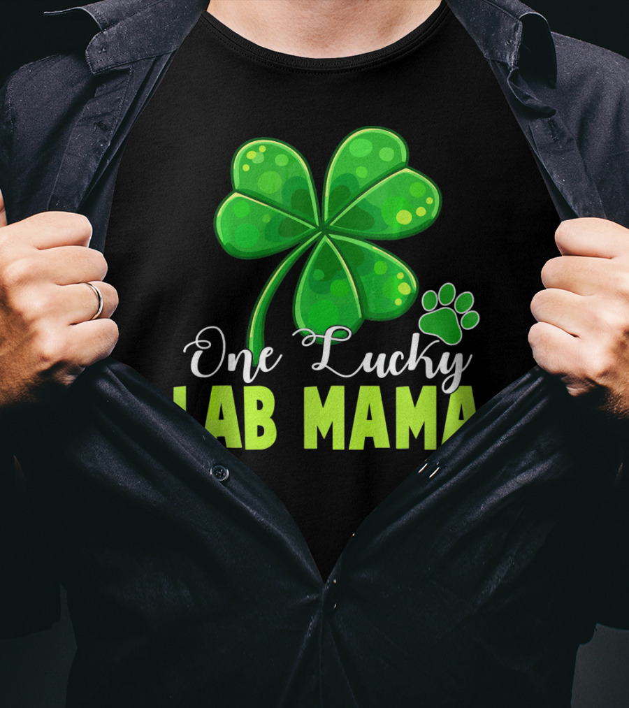 One Lucky Lab Mama Shamrock Paw Prints T-Shirt