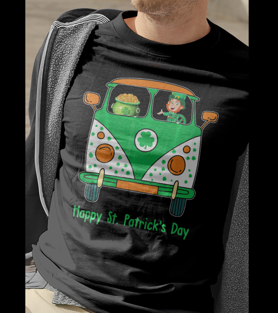 Happy St. Patrick's Day Leprechaun Gold Pot Hippie Car T-Shirt