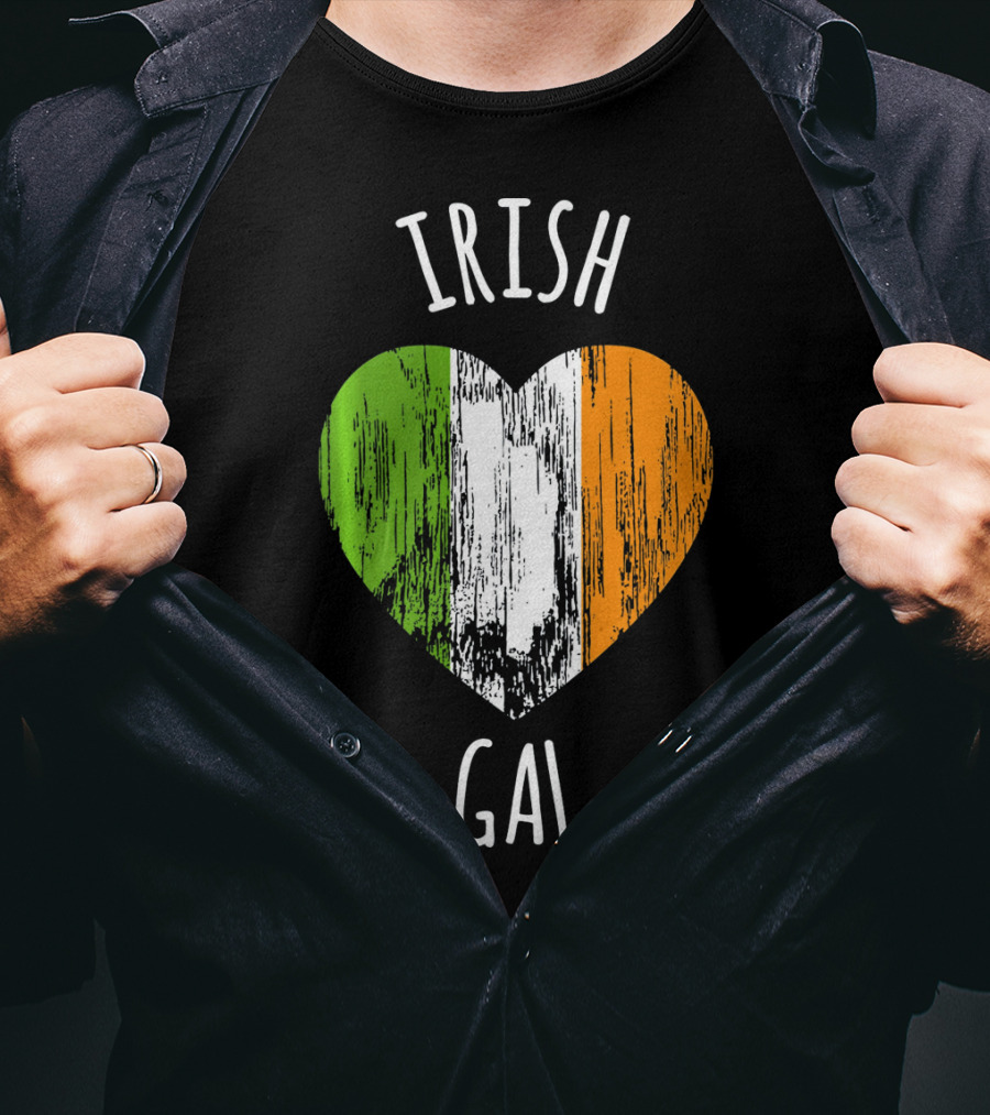 Irish Gal Heart With Irish Flag St. Patricks Day T-Shirt