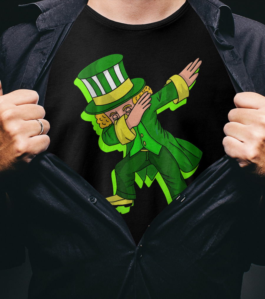 Dabbing Leprechaun With Green Shadow Cut Hat And Coat T-Shirt