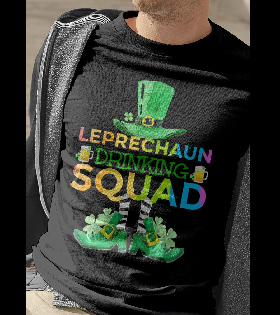 Leprechaun Drinking Squad Beer Rainbow Hat Clover Stripes T-Shirt