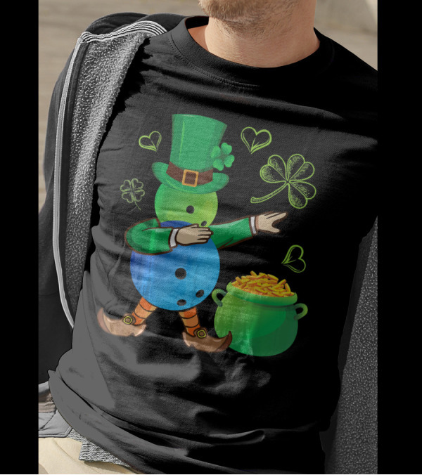 Pooling Leprechaun Dabbing With Gold Pot And Shamrocks T-Shirt