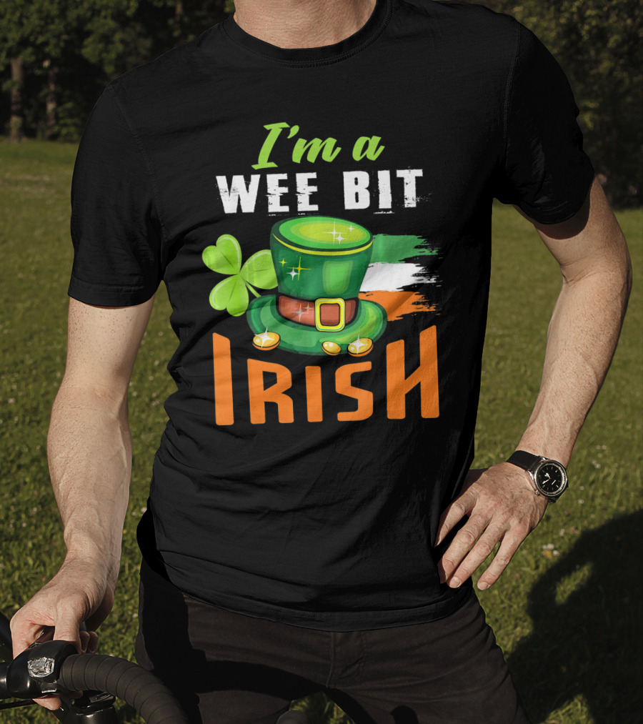 I'm A Wee Bit Irish Shamrock Hat And Flag St. Patrick's Day T-Shirt