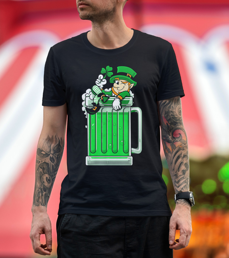 St Patricks Day Drinking Green Beer Leprechaun Shamrock T-Shirt