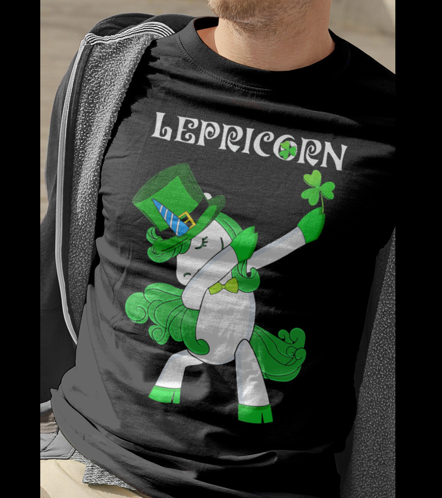Lepricorn Funny Dabbing Cute Irish Unicorn With Shamrock T-Shirt