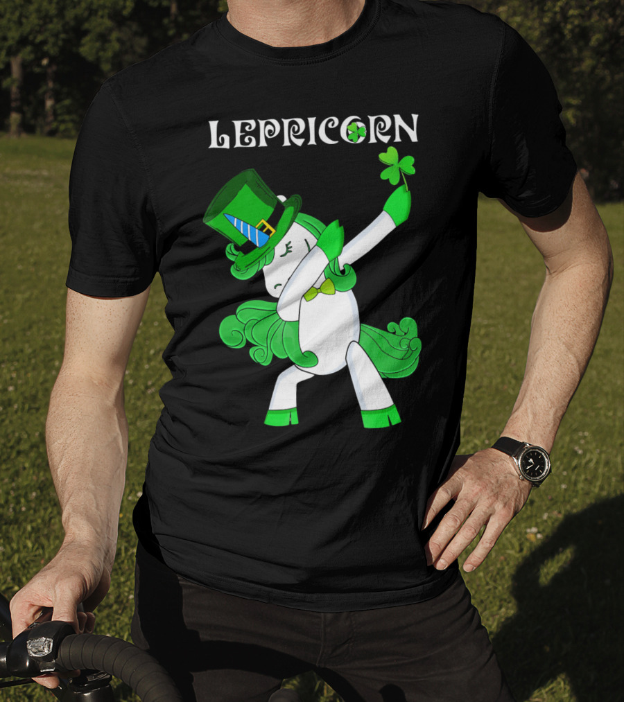 Lepricorn Funny Dabbing Cute Irish Unicorn With Shamrock T-Shirt