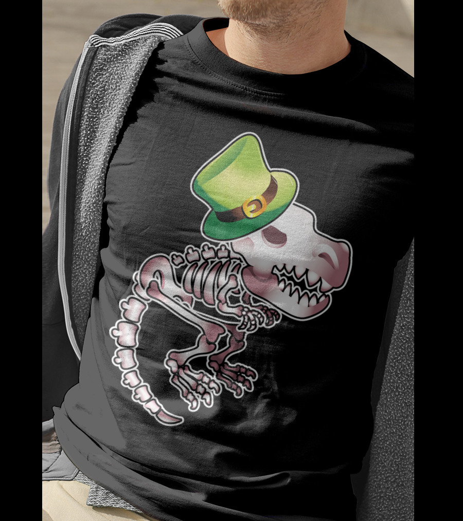 T Rex Dinosaur Skeleton With Green Leprechaun Hat T-Shirt