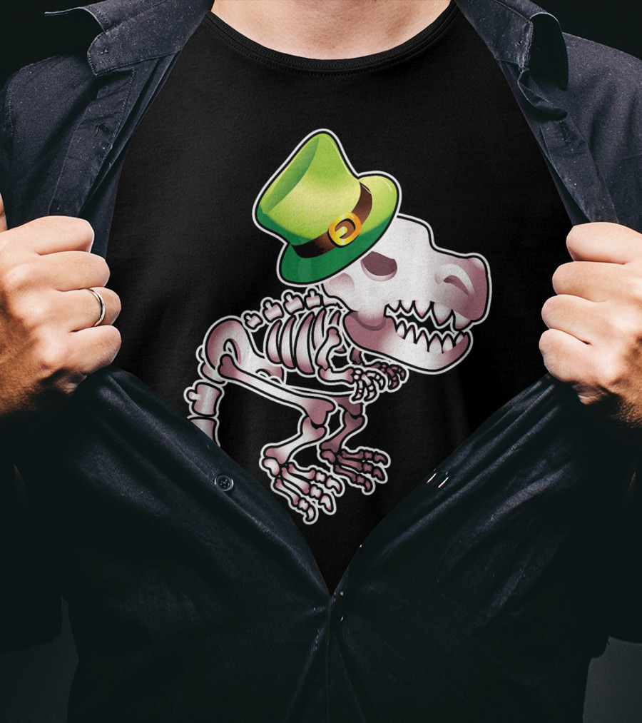 T Rex Dinosaur Skeleton With Green Leprechaun Hat T-Shirt