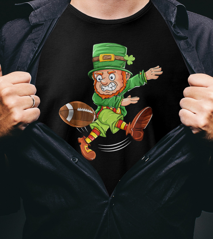 Leprechaun Rugby Kick St Patricks Day Coach Fun T-Shirt
