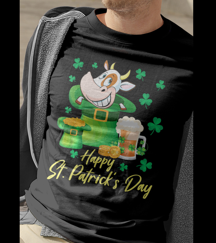 Happy St. Patrick's Day Cow Dancing In Leprechaun Hat With Gold Coins And Beer T-Shirt