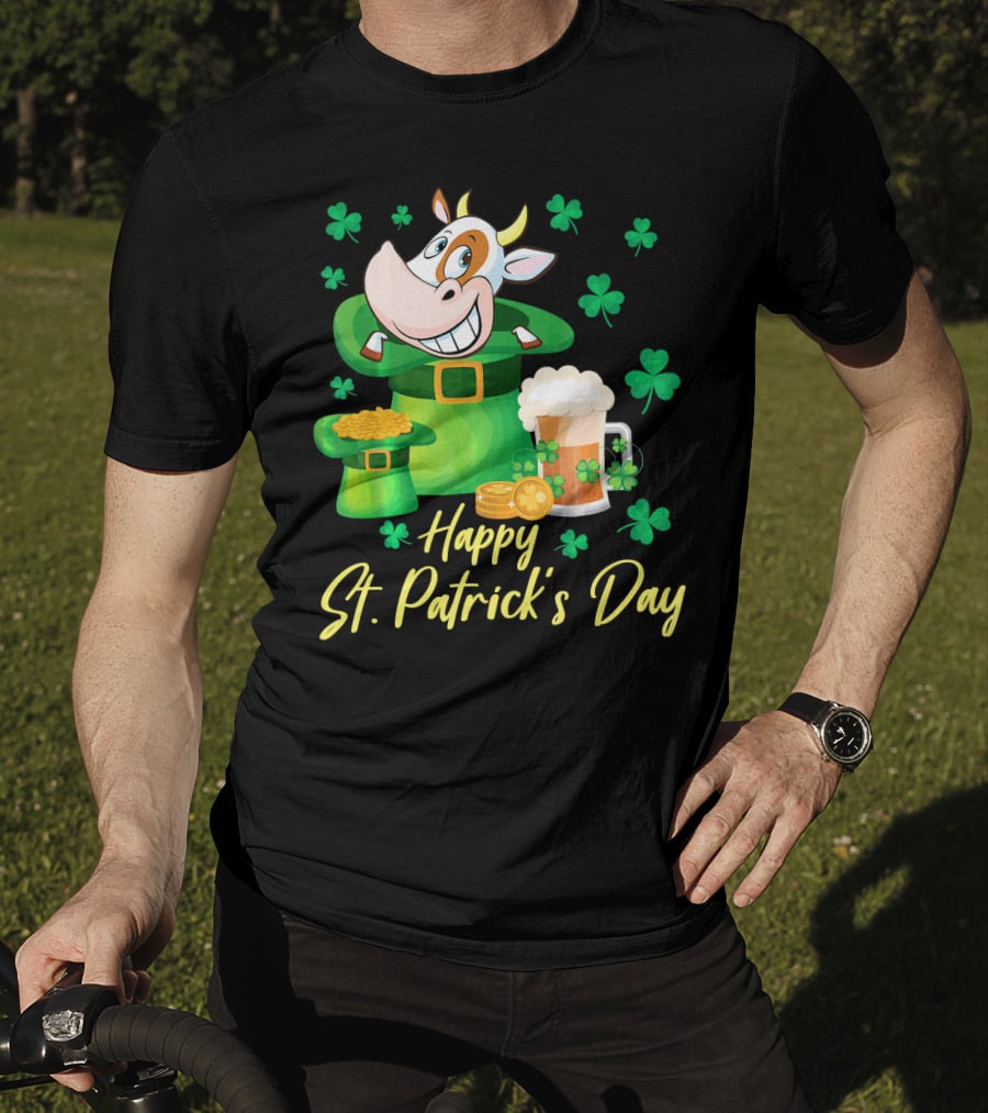 Happy St. Patrick's Day Cow Dancing In Leprechaun Hat With Gold Coins And Beer T-Shirt