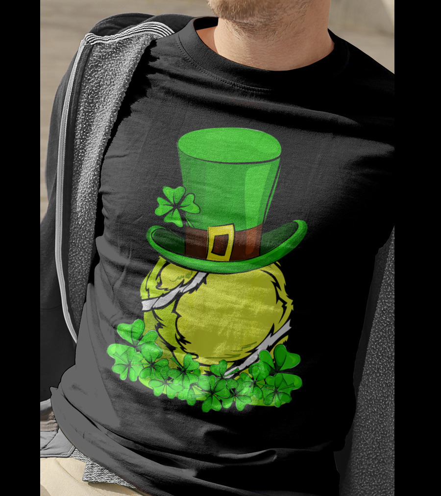 Leprechaun Hat Shamrock Tennis Ball St Patrick T-Shirt