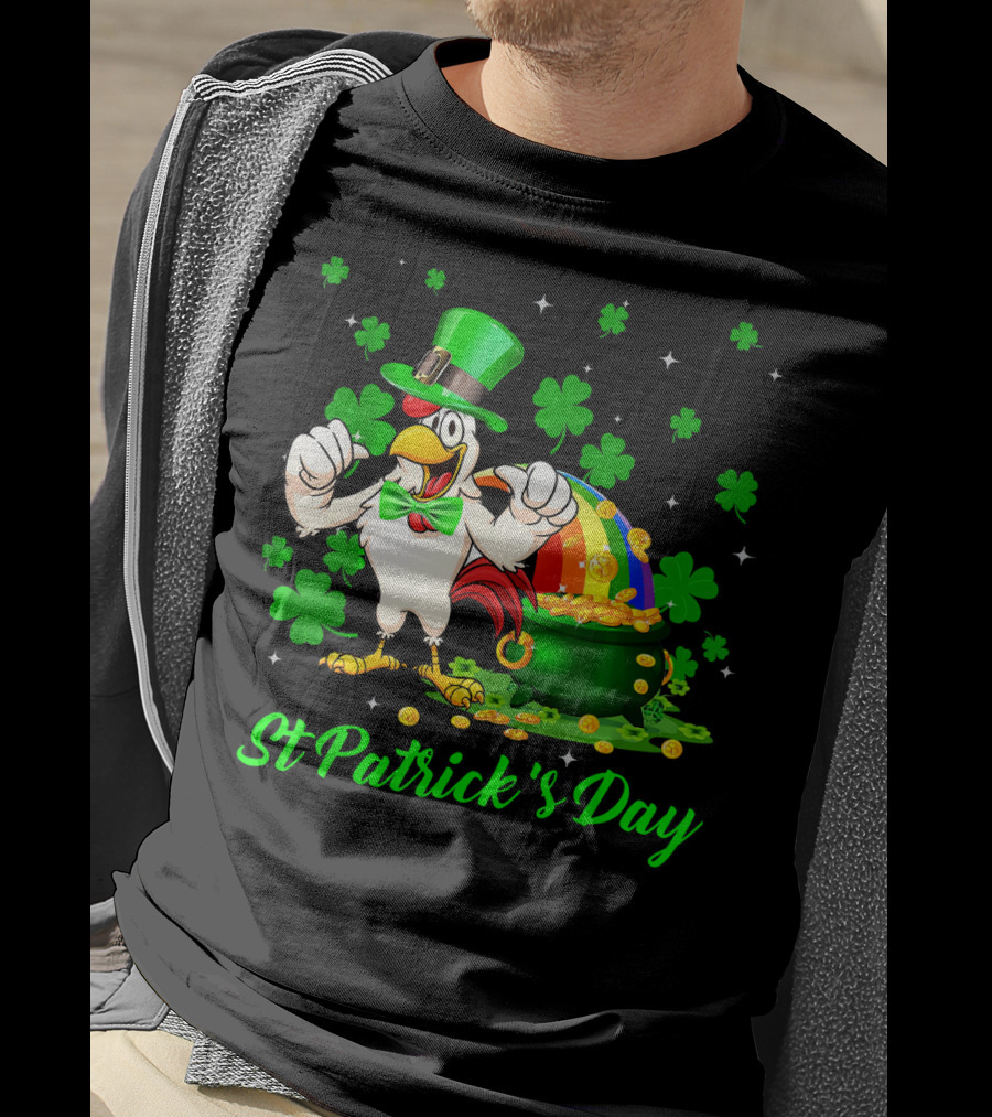 St Patrick's Day Leprechaun Chicken Shamrock Pot Of Gold T-Shirt